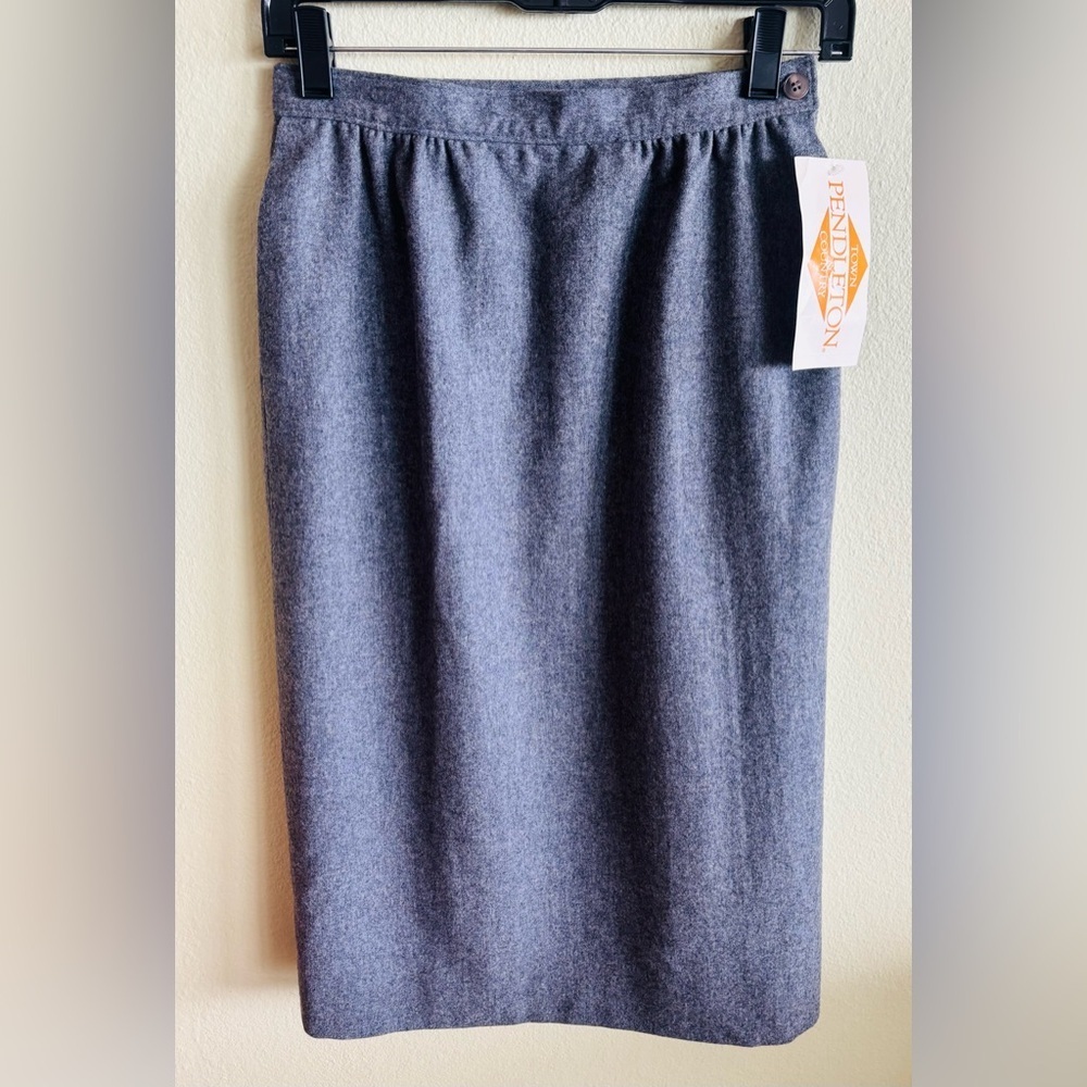 NWT Vintage Pendleton Town &.Country Line Gray 100% Wool Pencil Skirt Size: 6